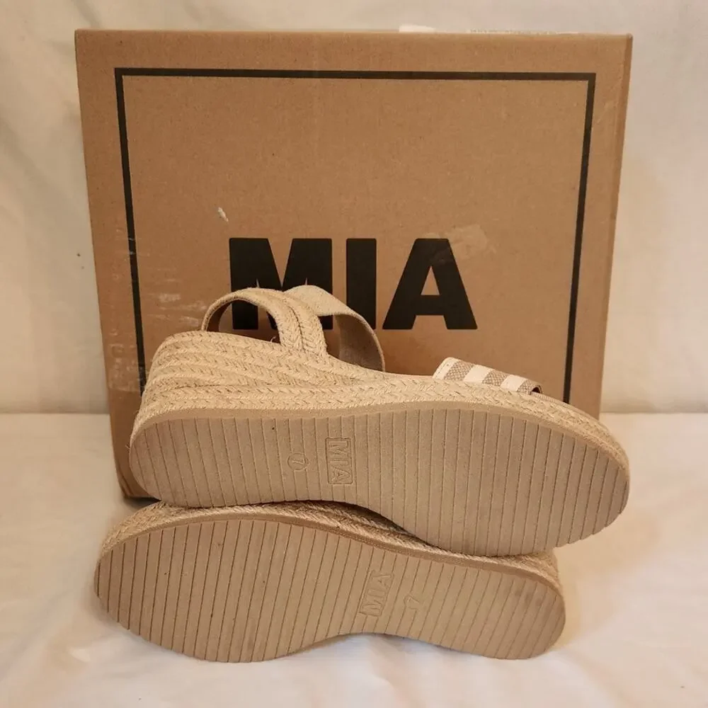 MIA Brittni Natural Multi Spring Espadrille Style Heel Resort Vacation 7M